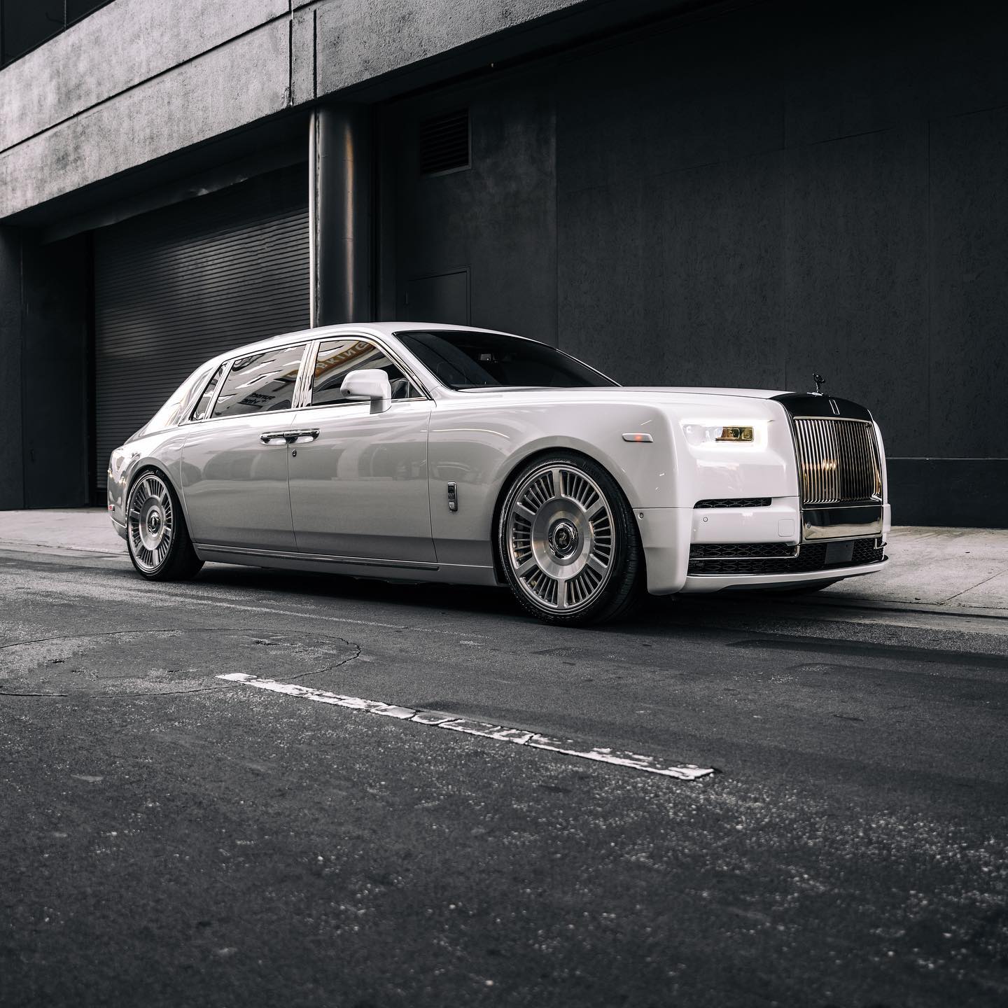 Tuningolt Rolls Royce Phantom 700 000 dollárért