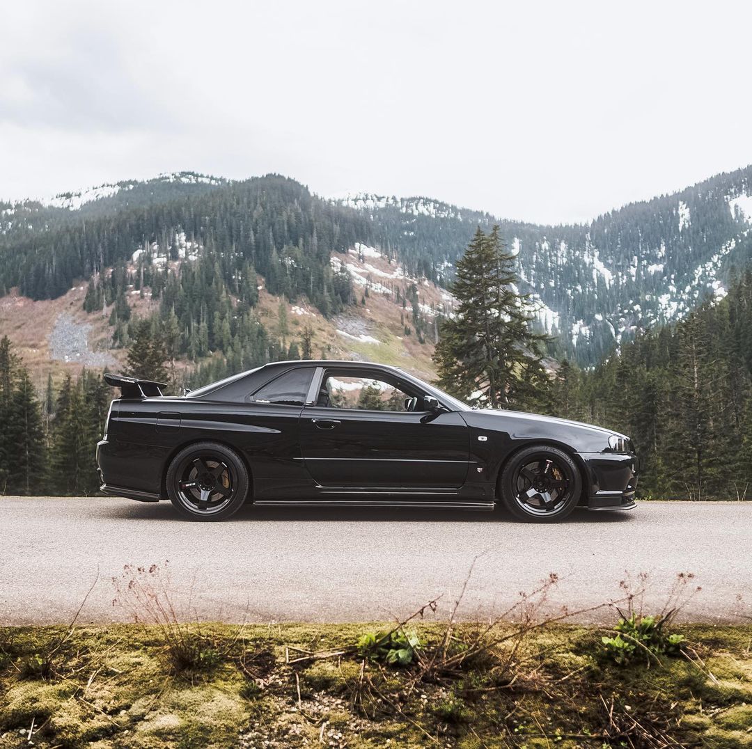 Egy 335 000 dolláros 1999 R34 GTR